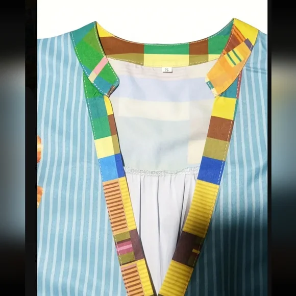 New mixed print Aline tunic dress with deep Vneck, short sleeves and ruffled bot - Picture 6 of 7